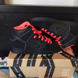 Nike Dunk high red atomic